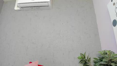 tiffany_mendez online show from March 25, 2026, 12:00 pm