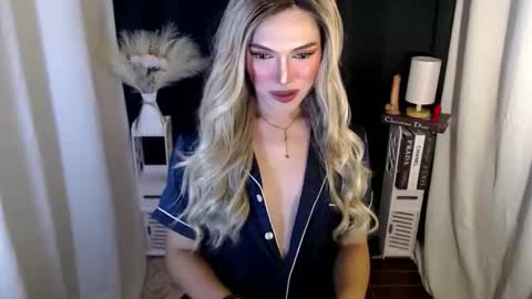 tiffany online show from November 10, 2025, 2:38 pm