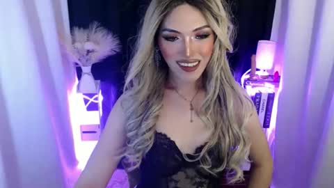 tiffany online show from November 27, 2025, 5:53 am