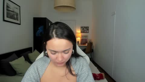 Snapshot of tiffanyflynn chatting on January 5, 2025, 12:42 pm Tiffany online show from January 5, 2025, 12:42 pm