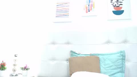 Snapshot of tiffanyfox_1 chatting on March 4, 2025, 3:04 pm Tifanny Fox online show from March 4, 2025, 3:04 pm