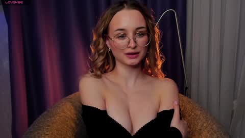 Snapshot of tiffanyhunt chatting on February 1, 2025, 6:08 pm Tiffany online show from February 1, 2025, 6:08 pm