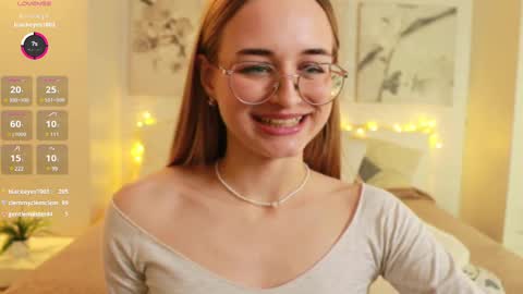 Snapshot of tiffanyhunt chatting on February 27, 2025, 1:49 pm Tiffany online show from February 27, 2025, 1:49 pm