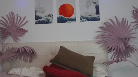 tiffanyjons online show from December 6, 2024, 12:56 am