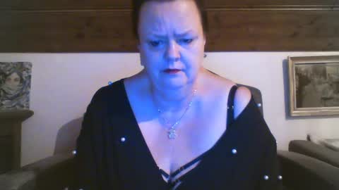 TiffanyMature online show from April 4, 2026, 8:06 pm
