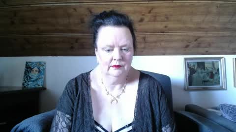 TiffanyMature online show from April 25, 2026, 3:31 pm