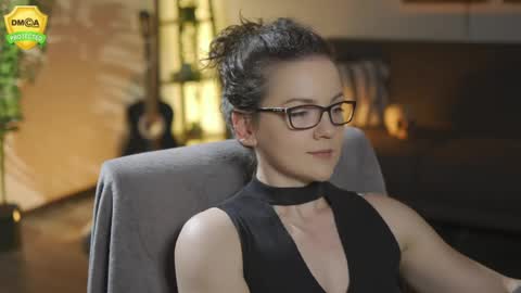 Snapshot of tiffanyriox chatting on May 7, 2026, 11:43 pm tiffanyriox online show from May 7, 2026, 11:43 pm