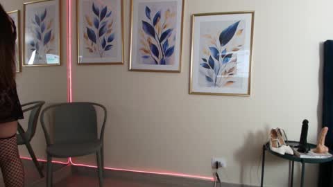 tiffanystorms_ls online show from September 20, 2025, 11:44 am