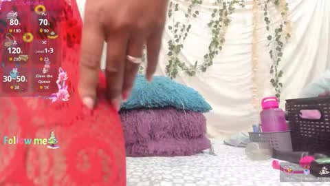 Snapshot of tiffanywaynne chatting on January 7, 2026, 1:24 pm tiffany wayne online show from January 7, 2026, 1:24 pm