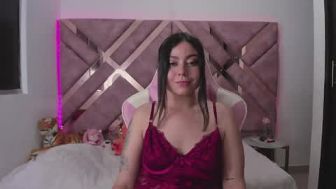 Snapshot of tigerbaby_ chatting on June 5, 2026, 10:15 pm Ana online show from June 5, 2026, 10:15 pm