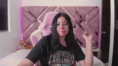 Snapshot of tigerbaby_ chatting on June 18, 2026, 1:28 am Ana online show from June 18, 2026, 1:28 am