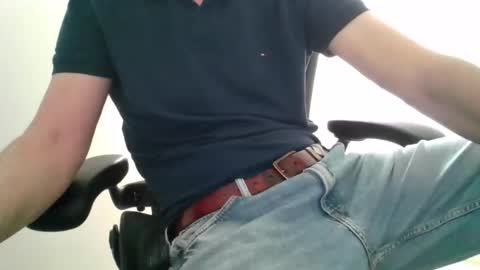 tigerjow941808 online show from March 18, 2026, 1:03 pm