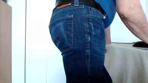 Tightshortsspank online show from March 8, 2025, 9:40 pm