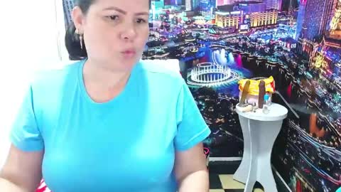 Tila online show from April 13, 2026, 12:27 am