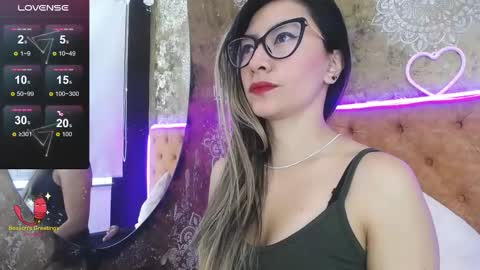 TILA TEQUILA online show from February 22, 2025, 12:19 pm