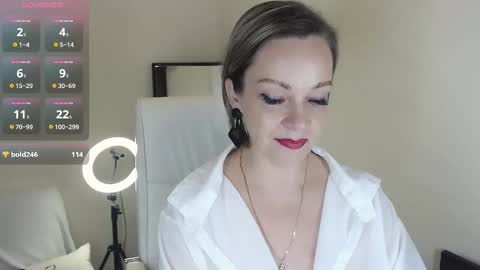 Snapshot of tilly_eliot chatting on February 20, 2025, 10:59 pm Tilly online show from February 20, 2025, 10:59 pm