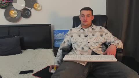 Snapshot of tim_mart chatting on January 13, 2025, 3:15 pm ask me online show from January 13, 2025, 3:15 pm