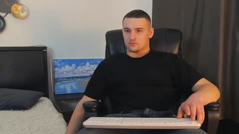 Snapshot of tim_mart chatting on January 19, 2025, 7:36 am ask me online show from January 19, 2025, 7:36 am