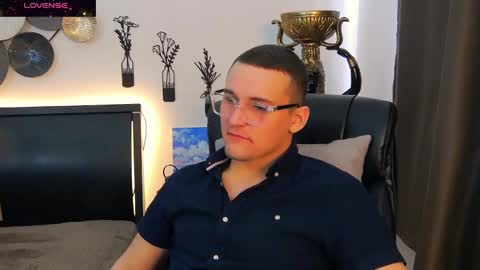 Snapshot of tim_mart chatting on February 27, 2025, 10:15 am ask me online show from February 27, 2025, 10:15 am