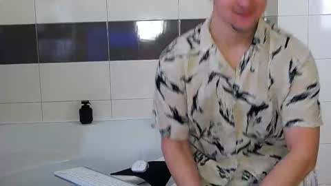 Snapshot of tim_mart chatting on March 6, 2025, 7:14 am ask me online show from March 6, 2025, 7:14 am