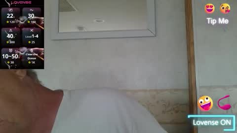 Snapshot of timamanda chatting on May 5, 2026, 8:06 pm Tim Amanda online show from May 5, 2026, 8:06 pm