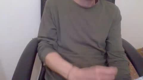 Snapshot of timehole chatting on March 3, 2026, 5:41 pm timehole online show from March 3, 2026, 5:41 pm