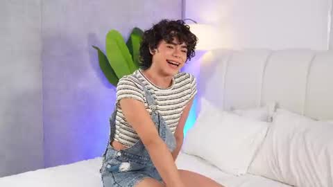 Snapshot of timmyshy chatting on June 13, 2026, 11:46 pm timmyshy online show from June 13, 2026, 11:46 pm