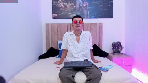 Evans  online show from November 18, 2025, 7:29 pm