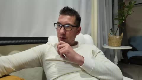 Fillipp Moris online show from April 19, 2026, 8:00 pm