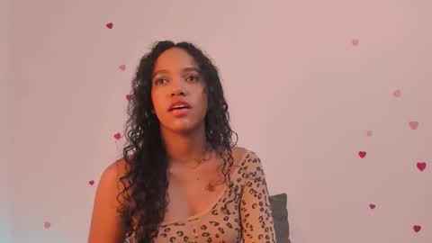 T I N A online show from October 15, 2025, 5:24 pm