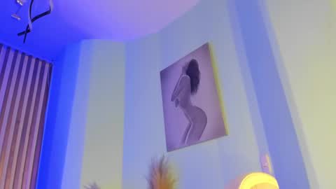 Tina  online show from September 22, 2025, 4:36 am