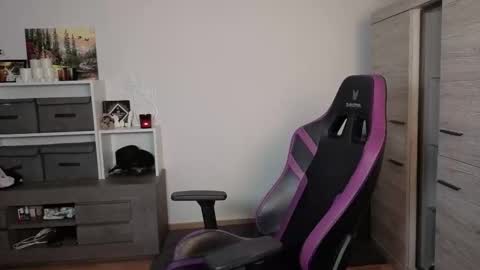 Snapshot of tinaangelll chatting on September 11, 2025, 5:35 pm Tina Angel online show from September 11, 2025, 5:35 pm