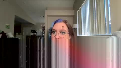 Tina online show from October 20, 2025, 5:02 pm