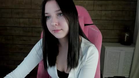 Snapshot of tinaburton chatting on November 11, 2025, 4:45 am TinaBurton online show from November 11, 2025, 4:45 am