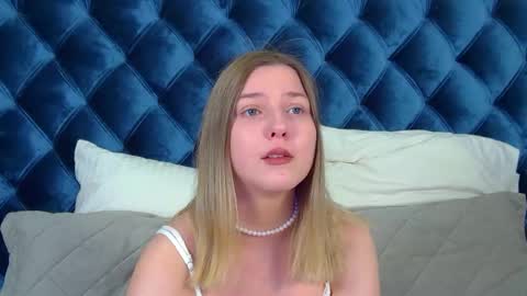 TinaBurton online show from June 3, 2026, 4:45 pm