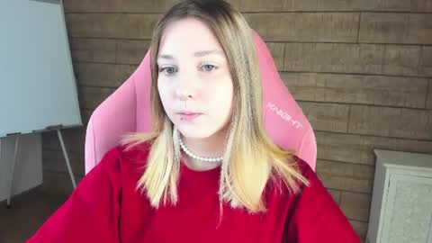 Snapshot of tinaburton chatting on June 28, 2026, 4:02 pm TinaBurton online show from June 28, 2026, 4:02 pm