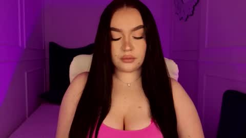 hi im curvy babyface girlie Tina online show from March 18, 2026, 8:06 am