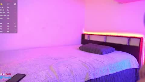 Snapshot of tinalittle_ chatting on December 4, 2025, 4:59 pm Tinalittle online show from December 4, 2025, 4:59 pm