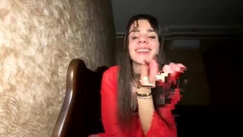 TinaLoverxq online show from November 2, 2025, 9:39 pm