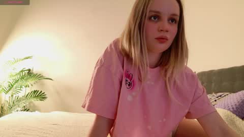 Snapshot of tinasiner chatting on May 9, 2026, 2:00 pm tinasiner online show from May 9, 2026, 2:00 pm