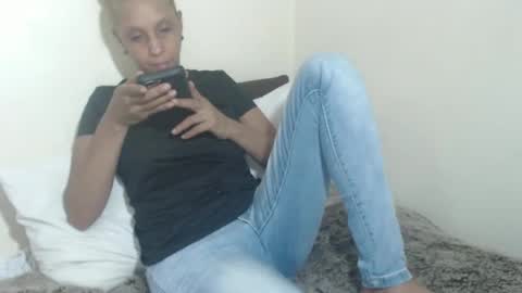 Snapshot of tinaxxxpetite chatting on February 7, 2025, 7:38 pm Tina online show from February 7, 2025, 7:38 pm