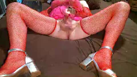 Snapshot of tinnavogler chatting on January 29, 2025, 10:32 pm tinnavogler online show from January 29, 2025, 10:32 pm