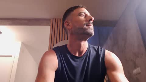 Snapshot of tinoclandestino chatting on January 5, 2025, 4:59 pm tinoclandestino online show from January 5, 2025, 4:59 pm