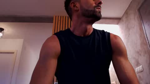 Snapshot of tinoclandestino chatting on January 8, 2025, 10:15 am tinoclandestino online show from January 8, 2025, 10:15 am