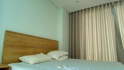 Lia online show from December 9, 2024, 2:02 am