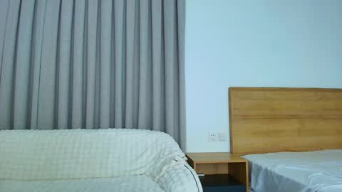 Lia online show from February 9, 2025, 7:19 pm