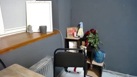 Gloria online show from February 28, 2025, 2:53 pm