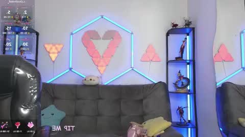 tiny_vixen_ online show from September 8, 2025, 2:27 pm