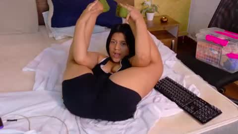 Snapshot of tiny_whore18 chatting on June 10, 2026, 3:11 pm tiny_whore18 online show from June 10, 2026, 3:11 pm