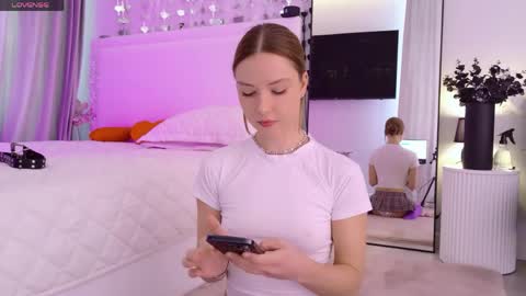 Snapshot of tinyangelxx chatting on May 2, 2026, 7:35 am Im Tiny -- Online at 8 AM GMT online show from May 2, 2026, 7:35 am
